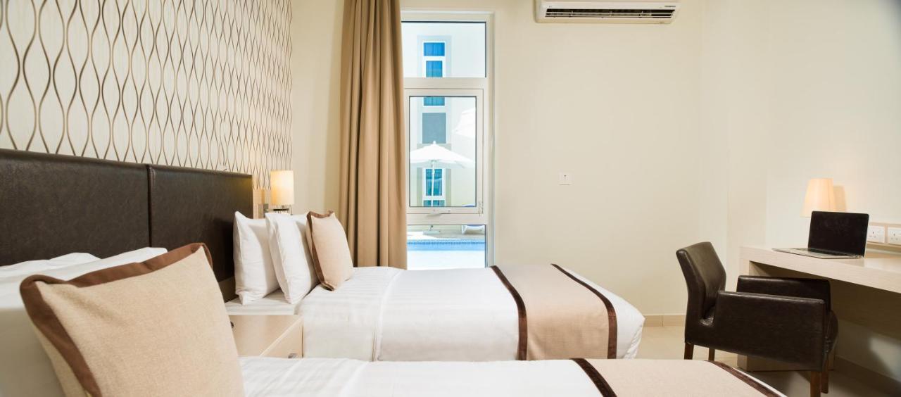 City Hotel Duqm Exteriör bild