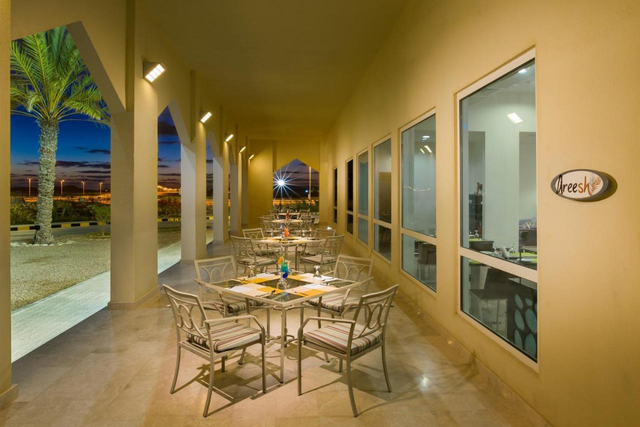 City Hotel Duqm Exteriör bild