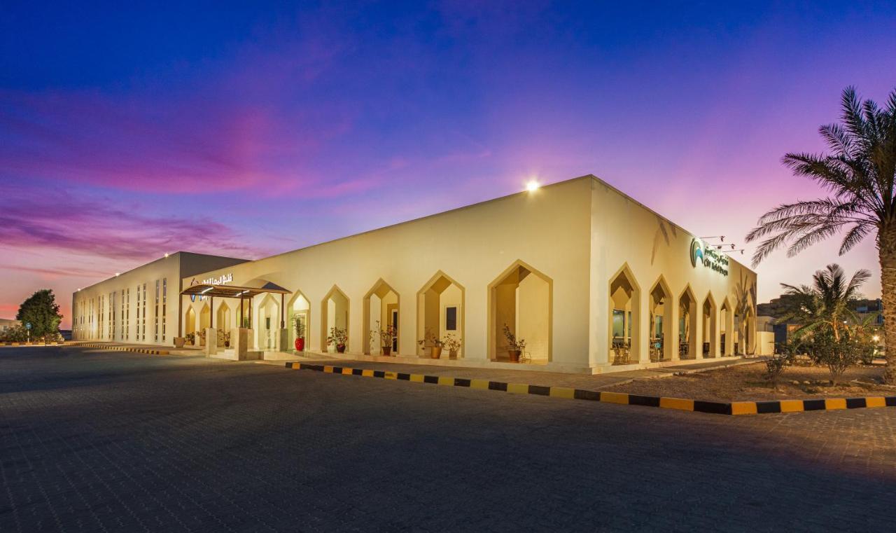 City Hotel Duqm Exteriör bild