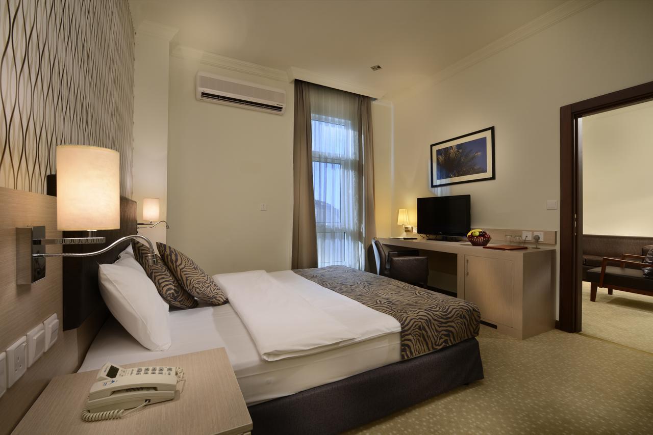 City Hotel Duqm Exteriör bild